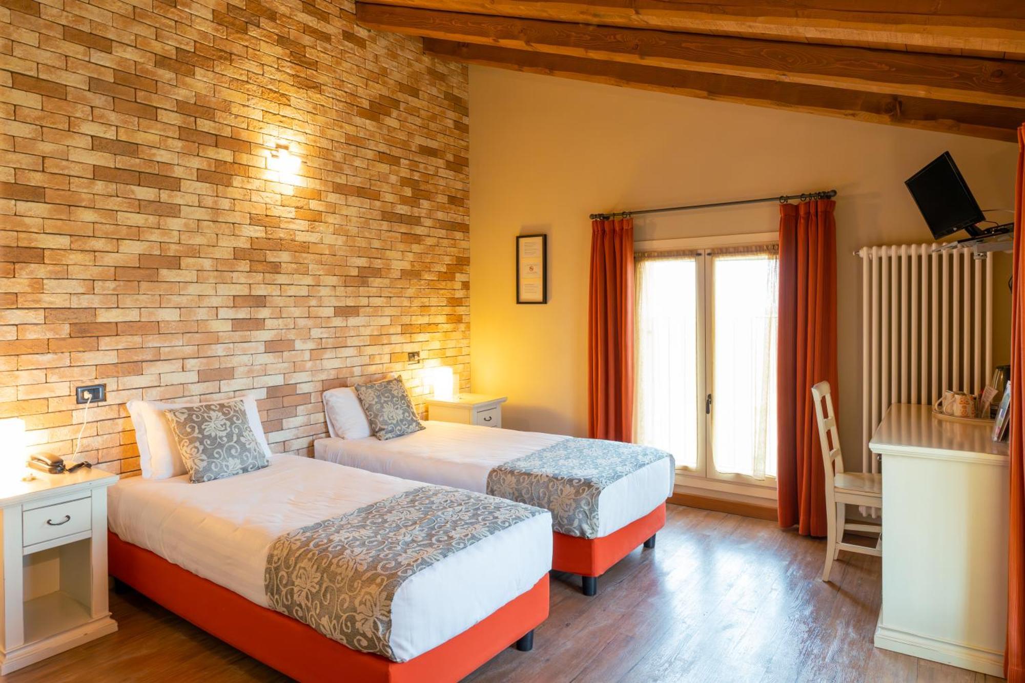 Agriturismo La Razza ريجّو إيميليا المظهر الخارجي الصورة